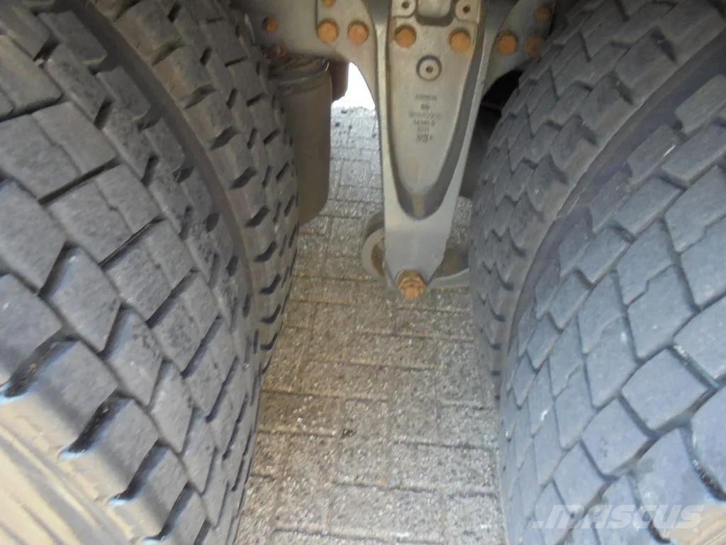 Scania R730 V8 + Euro 5 + Loglift 115Z + 6X4 + DISCOUNTED رافعات صالحة لكل أنواع الطرق