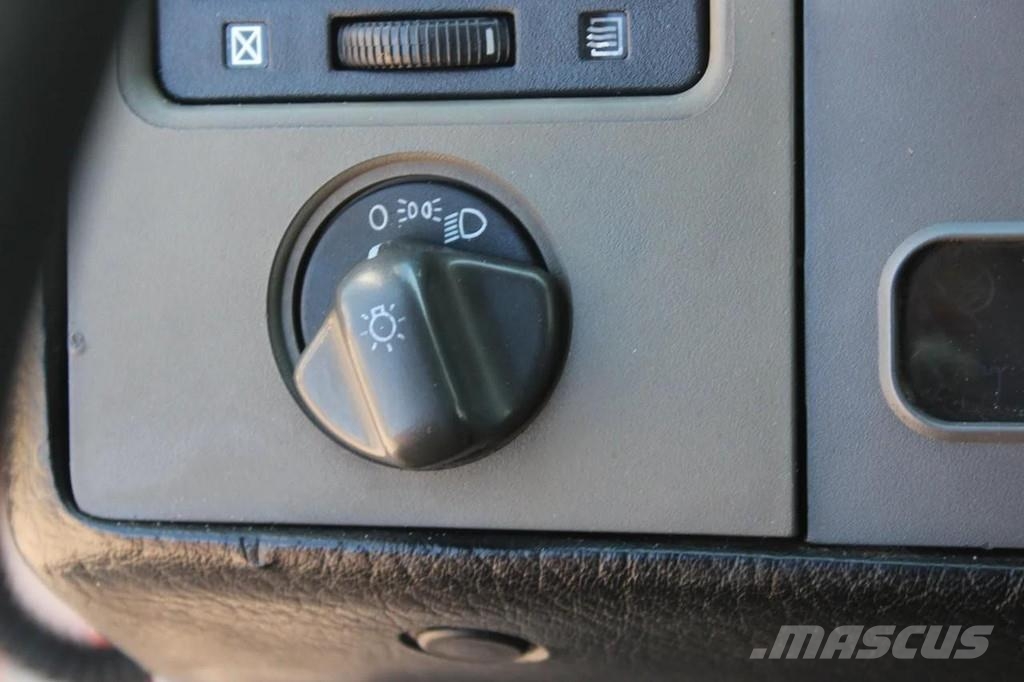Nissan ATLEON 80.140 + MANUAL + EURO 3 Autotransporteri