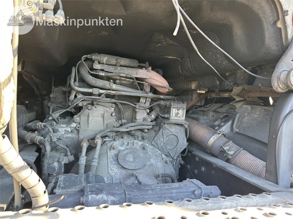 Scania R480LA6X2MNA Седельные тягачи