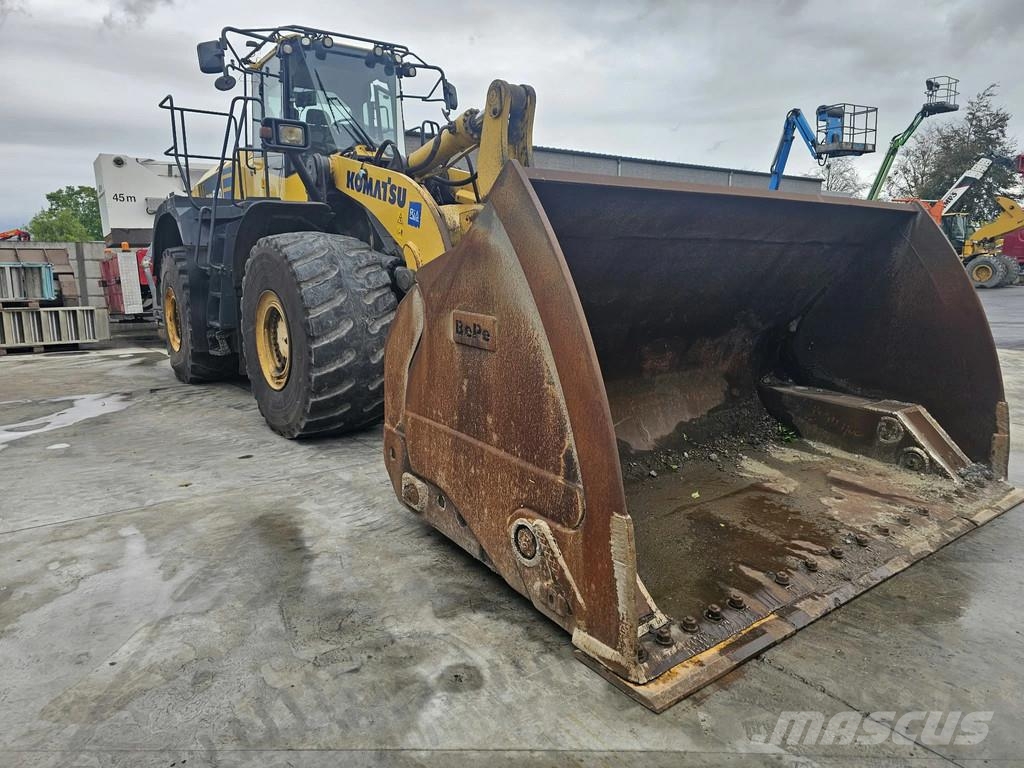 Komatsu WA500-8 لوادر بعجل