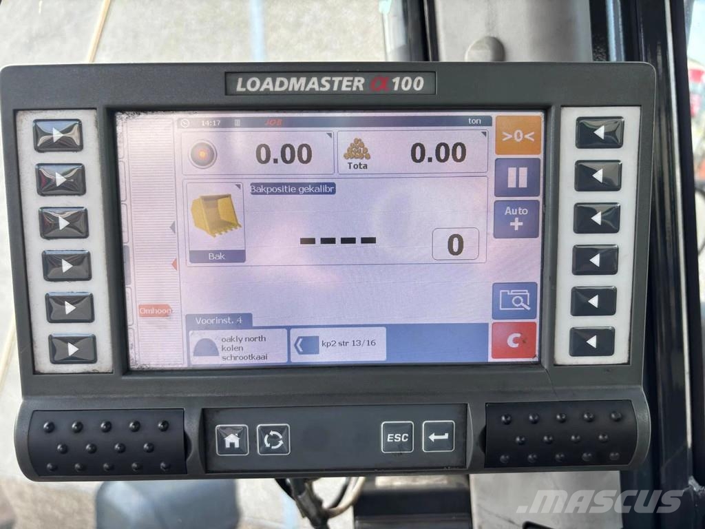Komatsu WA500-8 لوادر بعجل