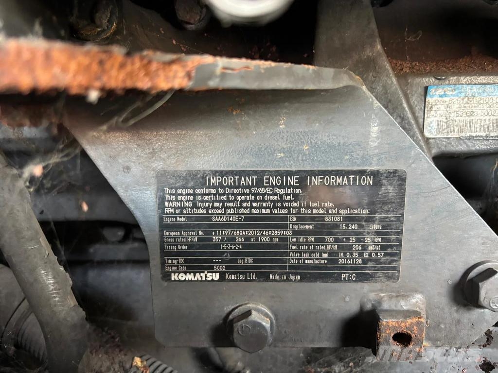 Komatsu WA500-8 لوادر بعجل