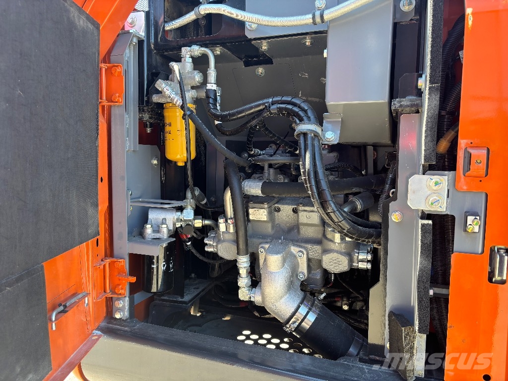 Hitachi ZX 180 LC / Engcon, Leica 3D, Luiskakauha 履带挖掘机