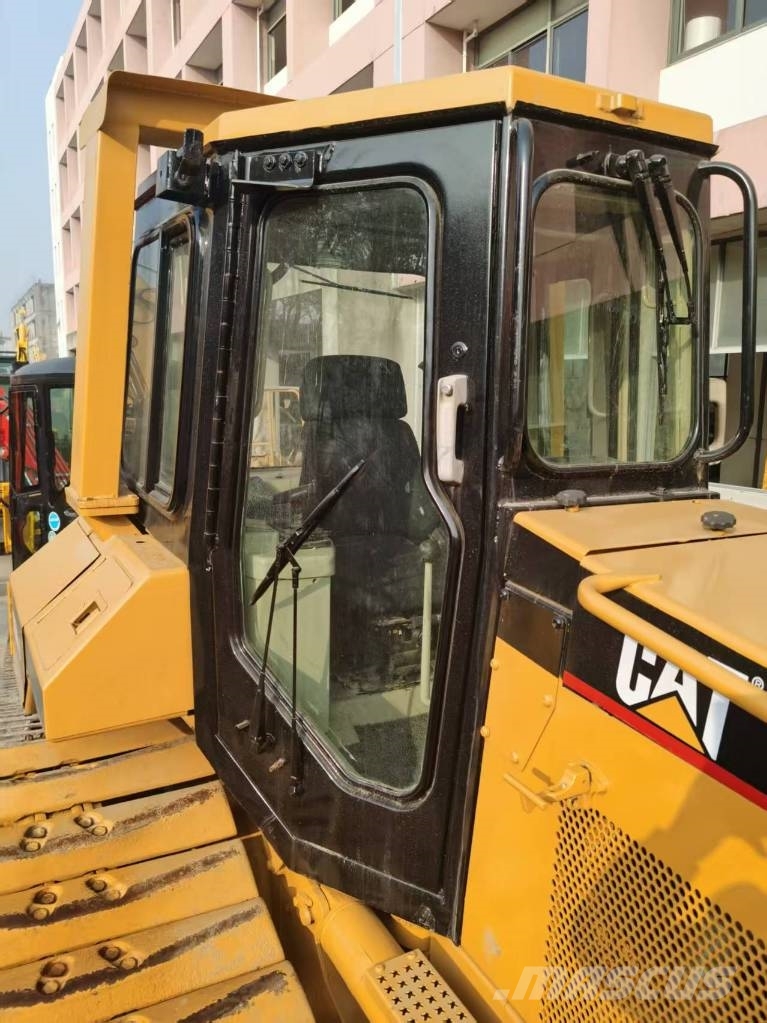 CAT D 5 M 履帶推土機