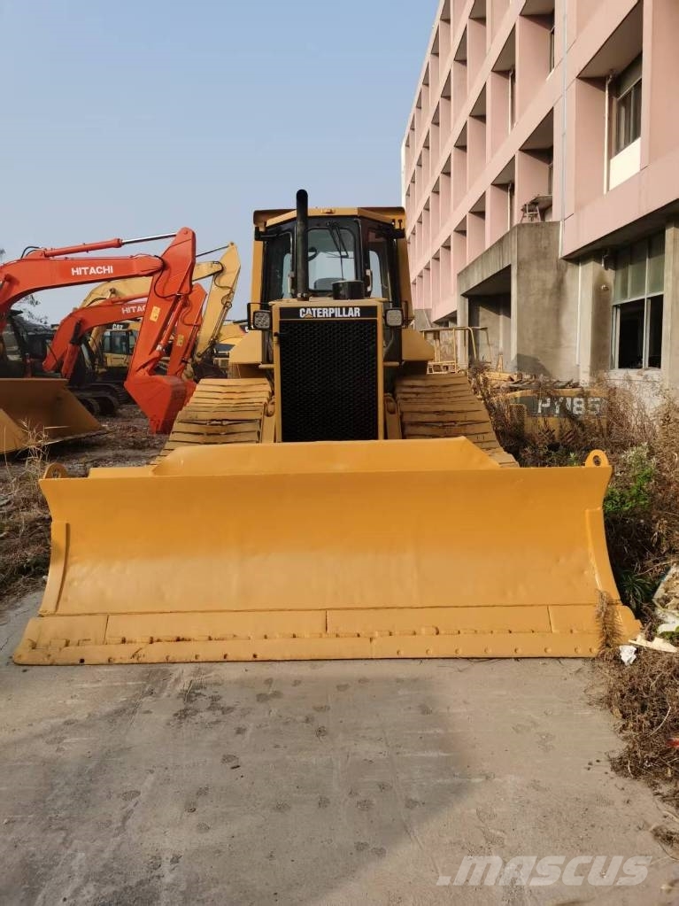 CAT D 5 M 履帶推土機