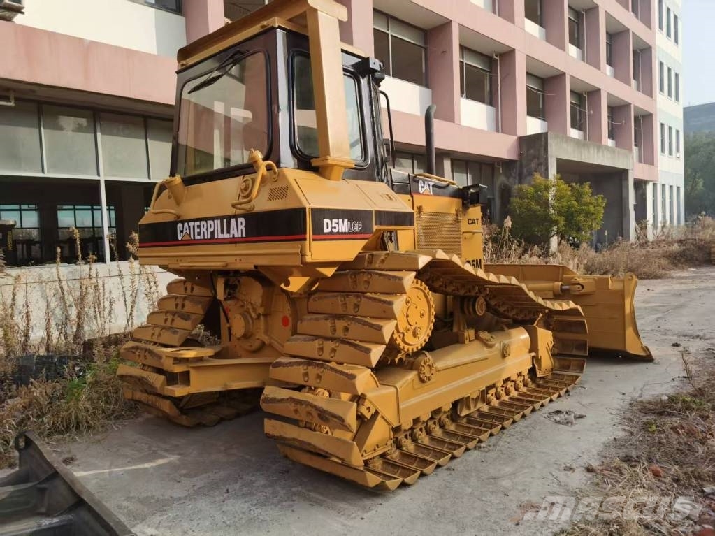 CAT D 5 M 履帶推土機