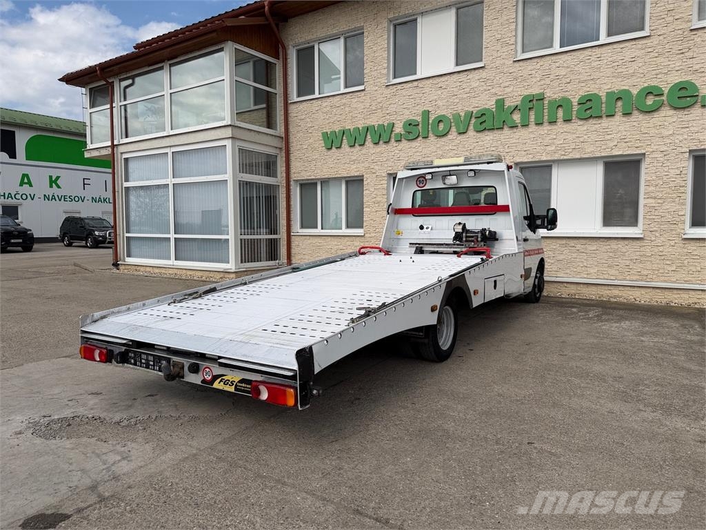 Renault Master VIN 806 Camiones portavehículos