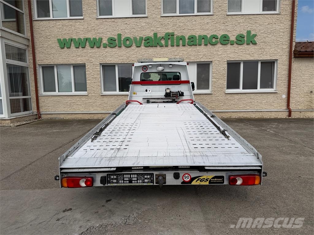 Renault Master VIN 806 Camiones portavehículos