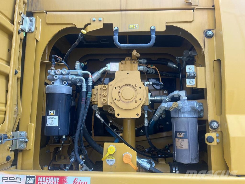 CAT 352 Beltegraver