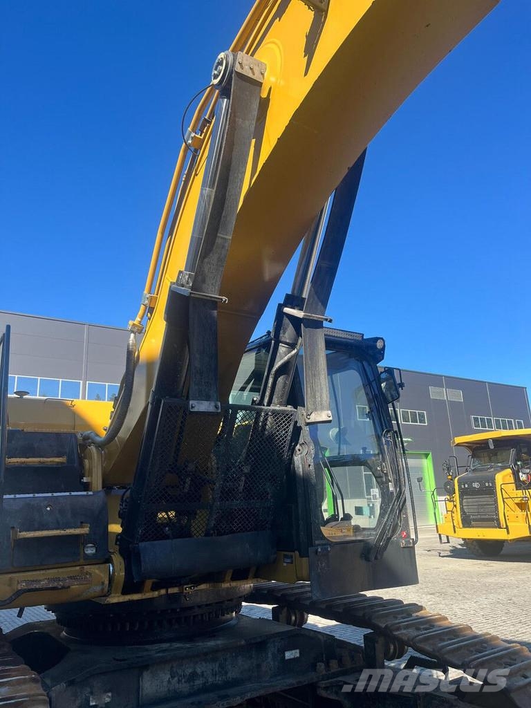 CAT 352 Beltegraver