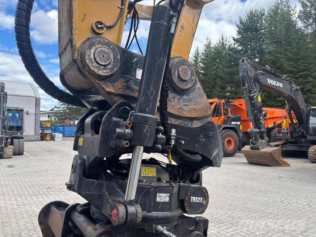 CAT 352 Beltegraver