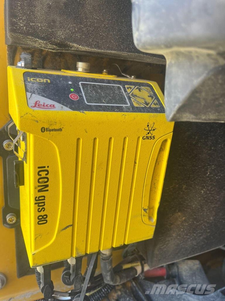 CAT 352 Beltegraver