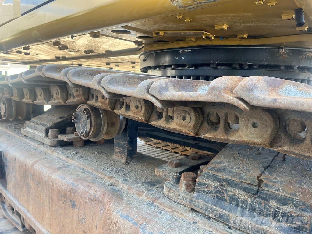 CAT 352 Beltegraver