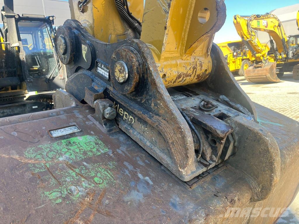 CAT 352 Beltegraver