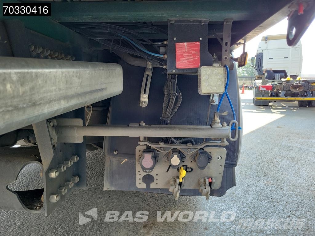 Volvo FH 500 FH 6X2 Curtainsider Forklift preparation Li Camión con caja abierta