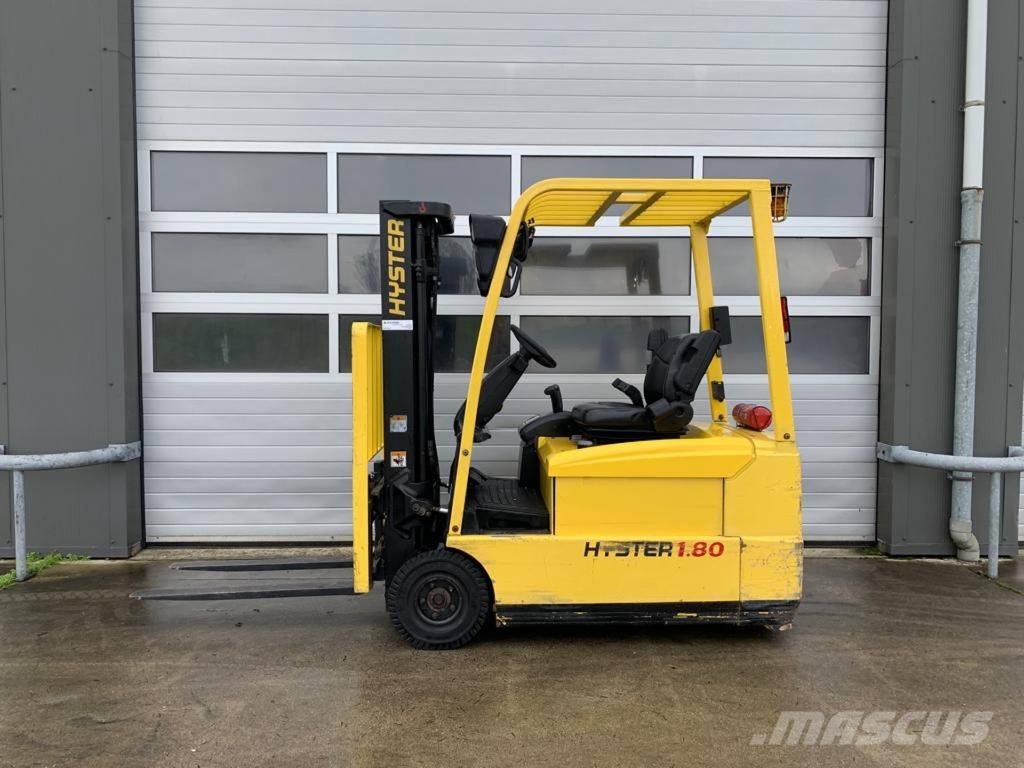 Huren Heftruck huren ? Ruime voorraad beschikbaar Περονοφόρα ανυψωτικά κλαρκ - άλλα
