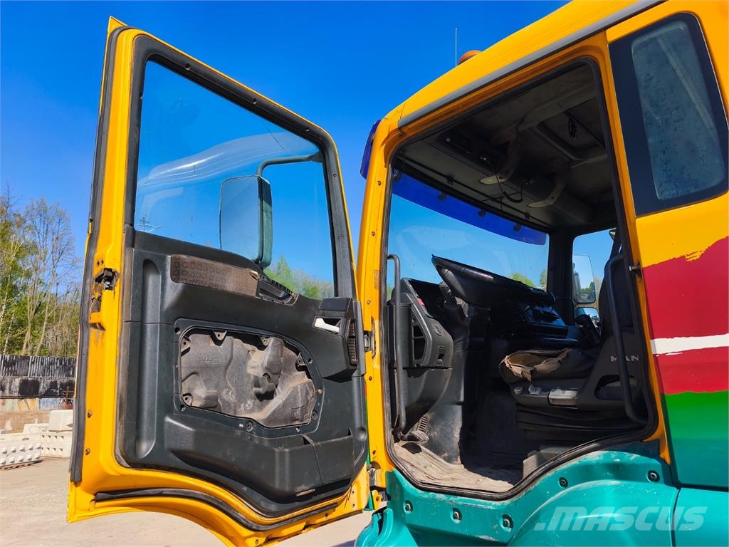 MAN TGA 32.463 FFDK + HR Chassis Cab trucks
