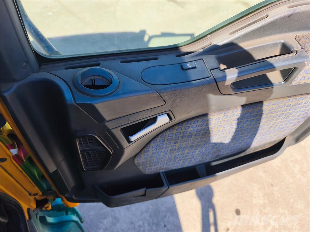 MAN TGA 32.463 FFDK + HR Chassis Cab trucks
