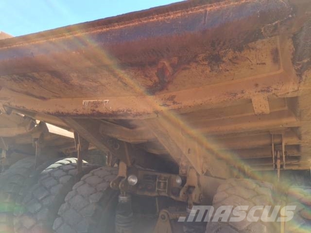 CAT 773 B Rigid dump trucks