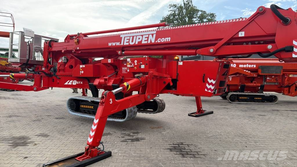Teupen LEO 40 GTX 卡車裝載高空作業車