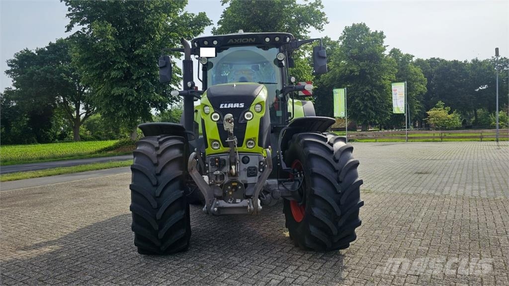 CLAAS Axion 870 CMATIC Traktori