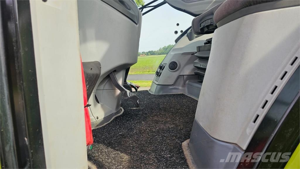 CLAAS Axion 870 CMATIC Traktori