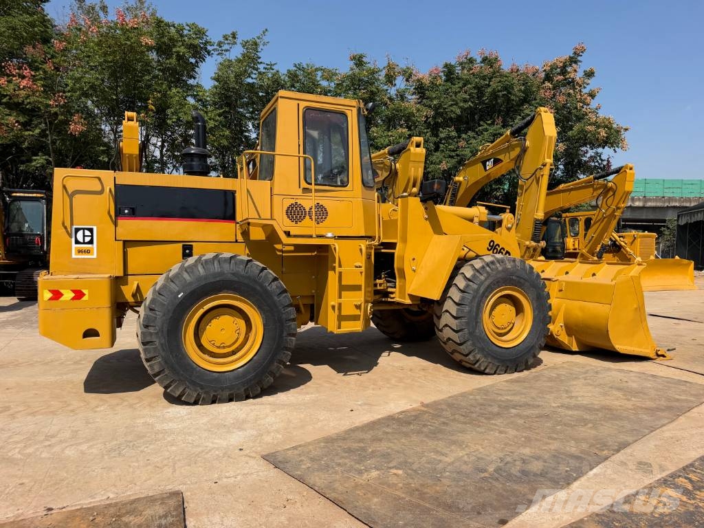 CAT 966 D 輪胎式裝載機