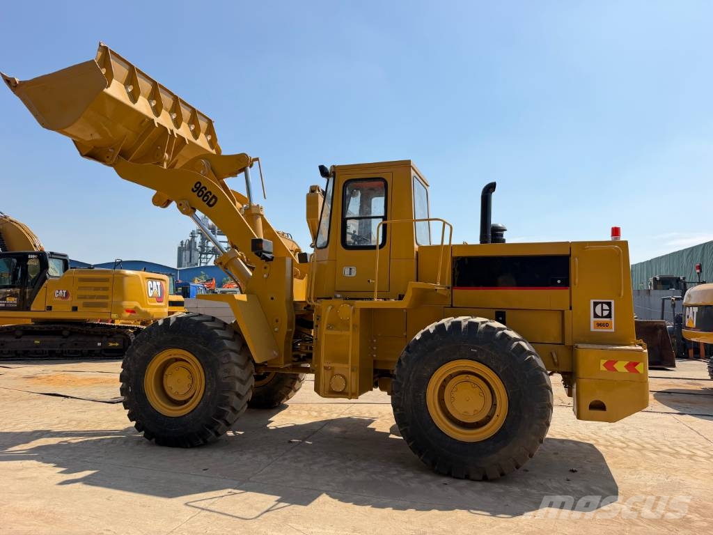 CAT 966 D 輪胎式裝載機