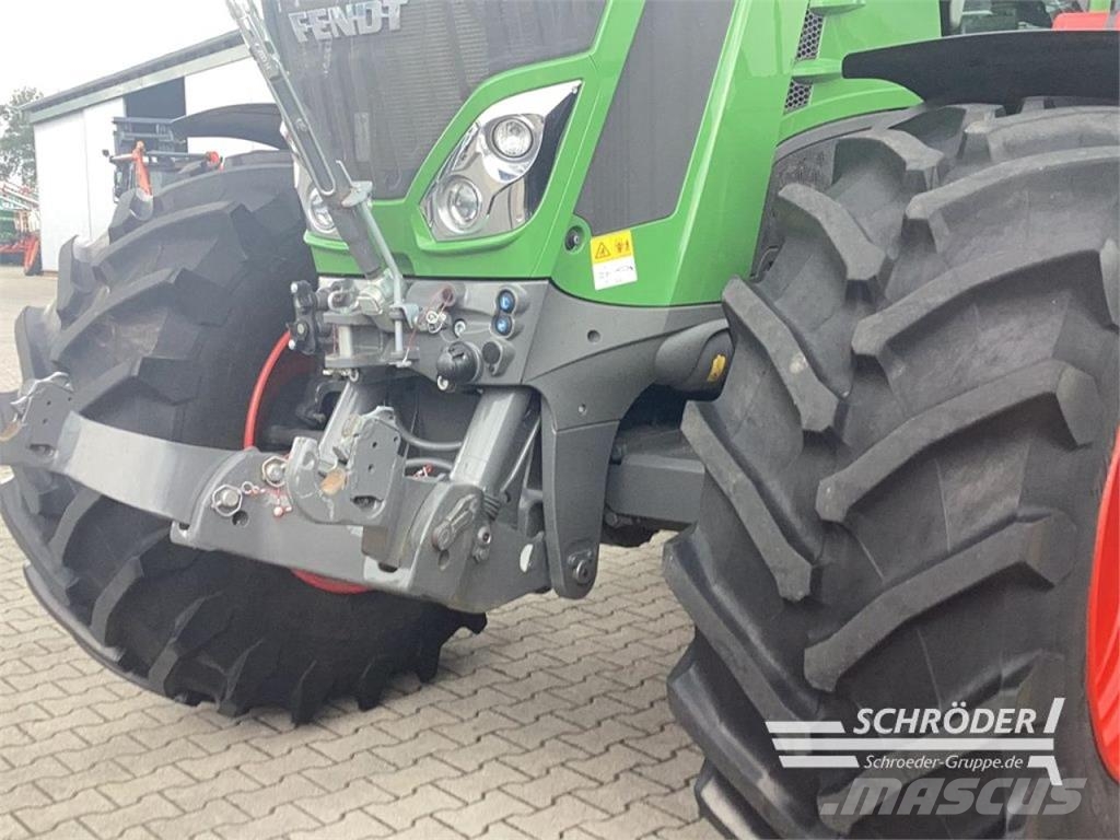 Fendt 828 S4 PROFI PLUS Tractoren