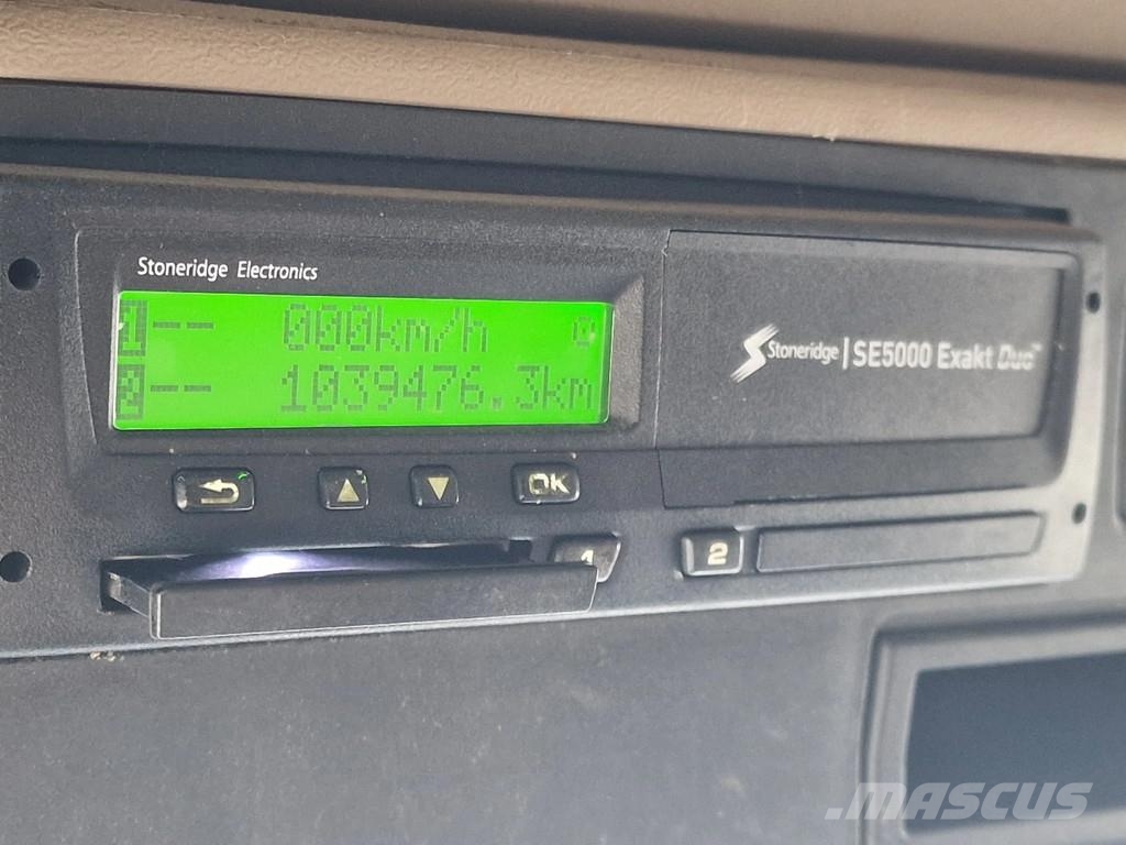 Scania R420 4x2 - Finkl livestock 16.8M2 - Retarder - Ful شاحنات نقل الحيوانات