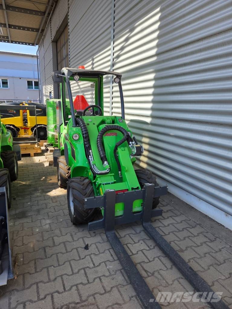 Avant E 527 Skid steer loaders