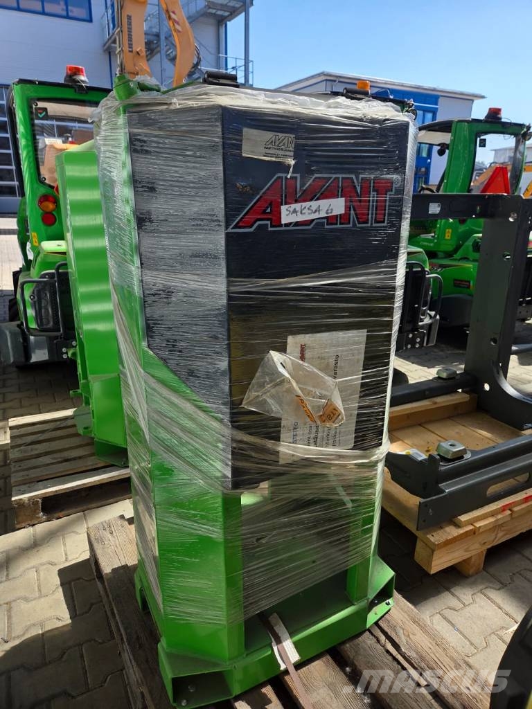 Avant E 527 Skid steer loaders