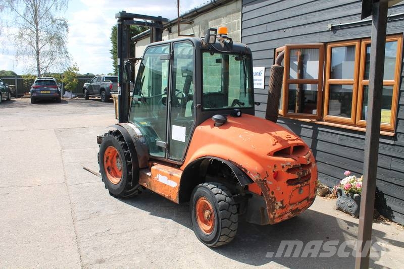 Ausa CH 250 Montacargas todo terreno