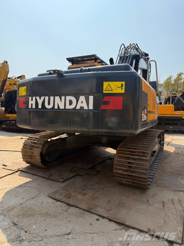 Hyundai HX220HD - 28th Anniversary Promotion Price Vikšriniai ekskavatoriai