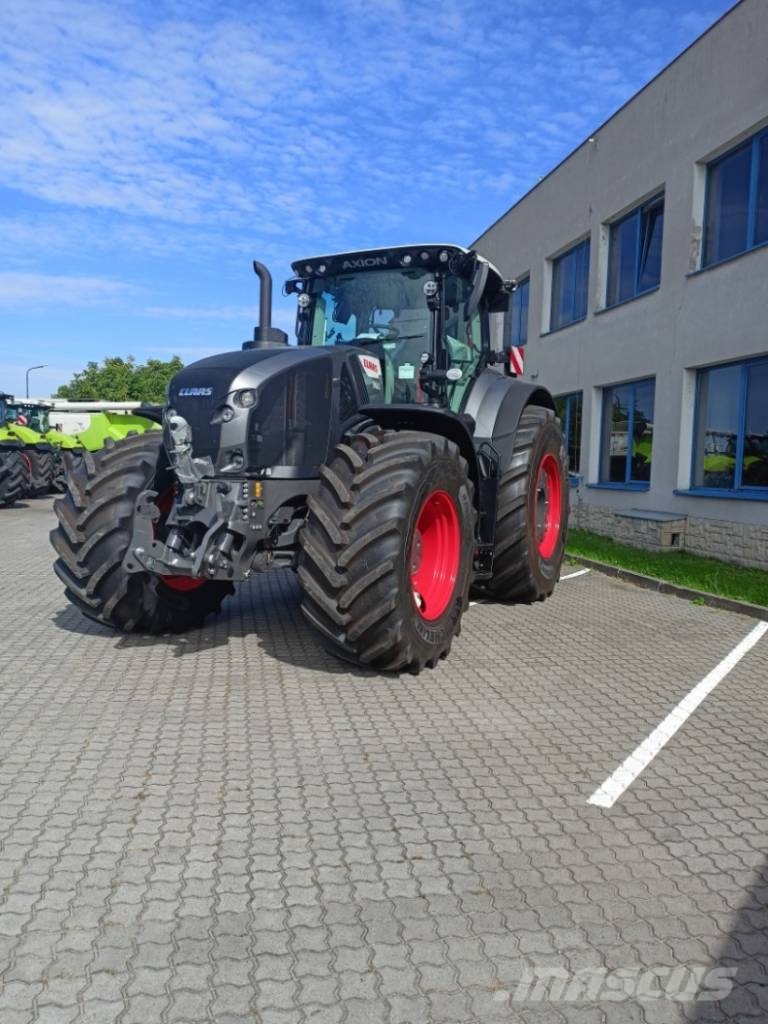CLAAS AXION 960 CMATIC FOCUS الجرارات