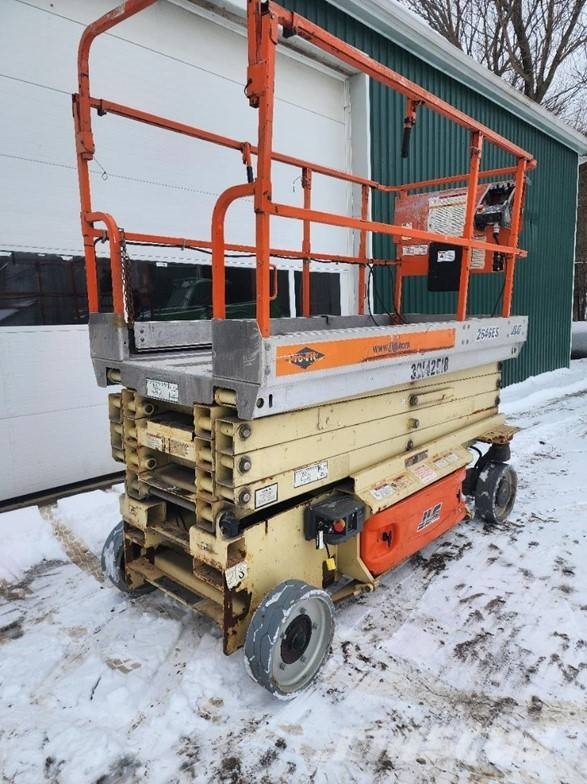 JLG 2646ES Nůžková zvedací plošina