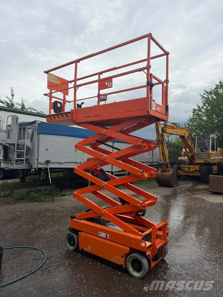 JLG 1932 es 3 Makasli platformlar