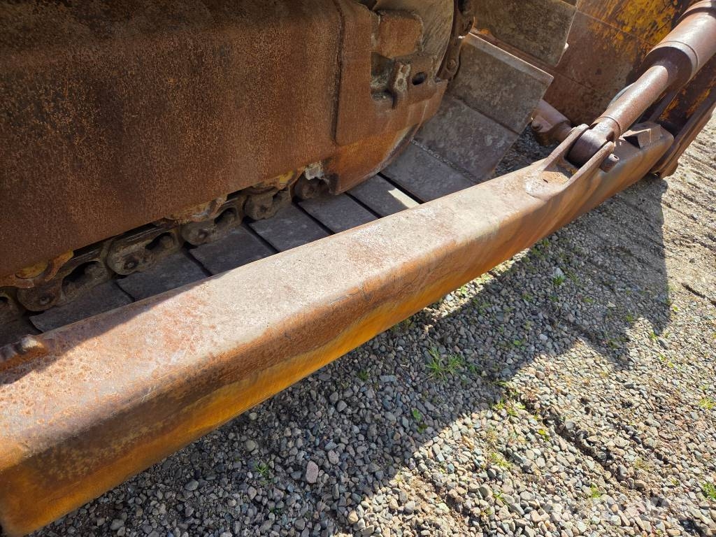 Komatsu D 65 PX-12 履帶推土機
