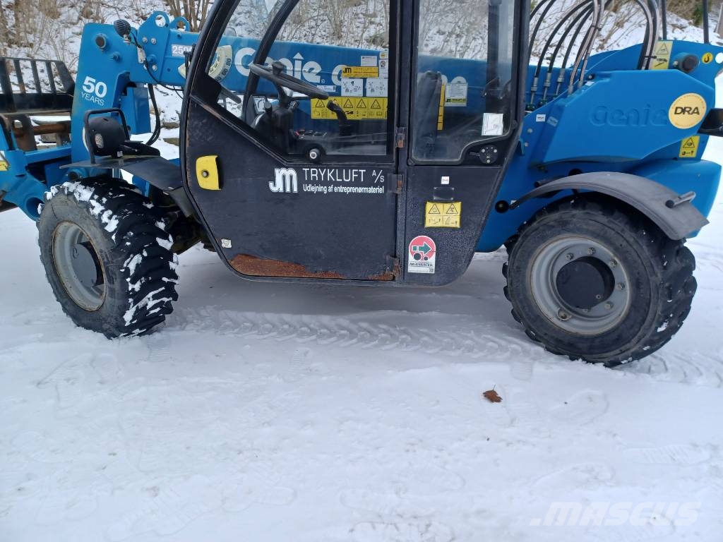 Genie GTH 2506 مناولات متداخلة
