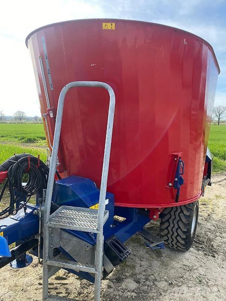 Siloking TrailedLine Classic Compact 8 Rehuvaunut