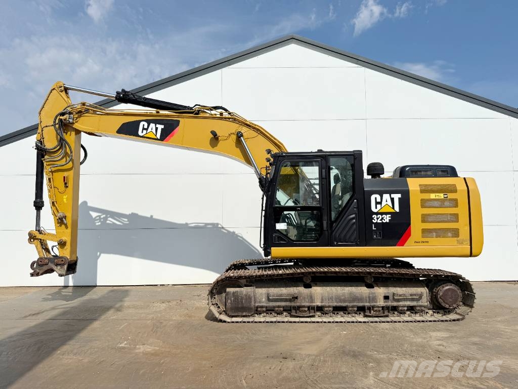 CAT 323FL - Hammer Lines / Quick Coupler Roomikekskavaatorid