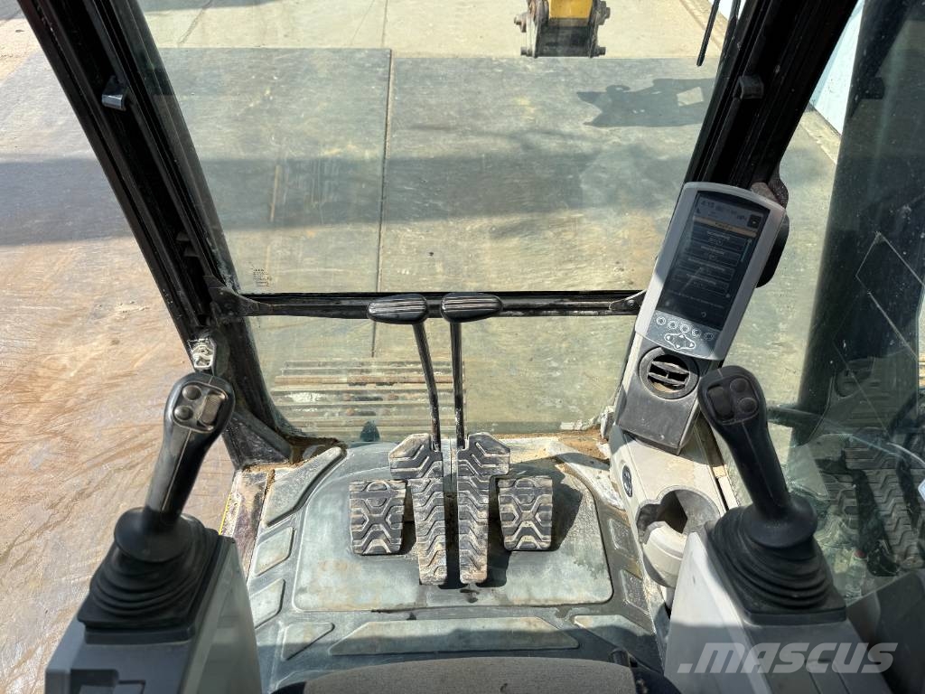 CAT 323FL - Hammer Lines / Quick Coupler Roomikekskavaatorid