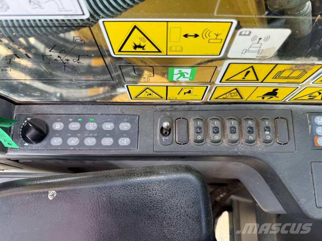 CAT 323FL - Hammer Lines / Quick Coupler Roomikekskavaatorid