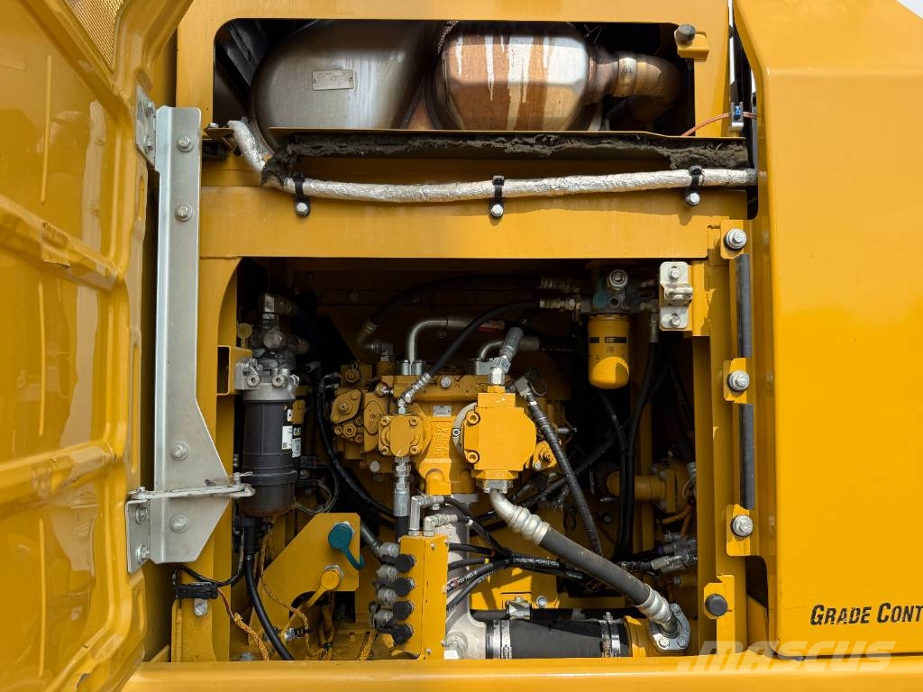 CAT 323FL - Hammer Lines / Quick Coupler Roomikekskavaatorid
