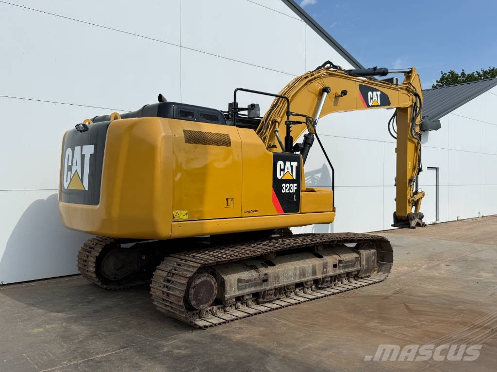 CAT 323FL - Hammer Lines / Quick Coupler Roomikekskavaatorid