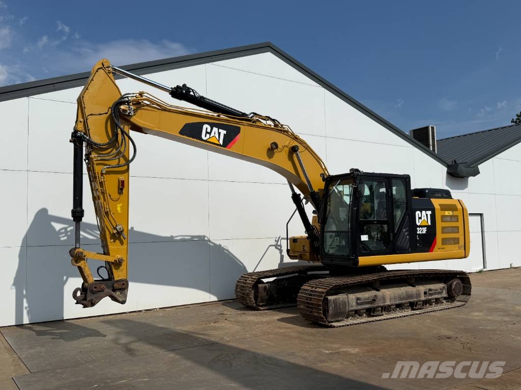CAT 323FL - Hammer Lines / Quick Coupler Roomikekskavaatorid