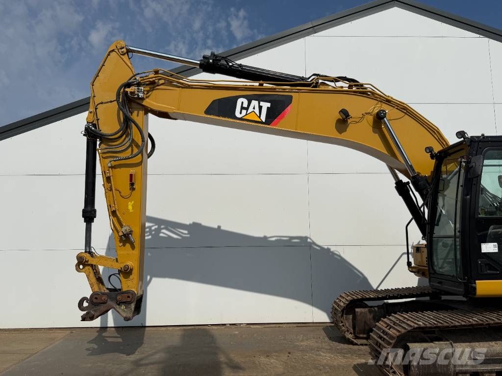 CAT 323FL - Hammer Lines / Quick Coupler Roomikekskavaatorid