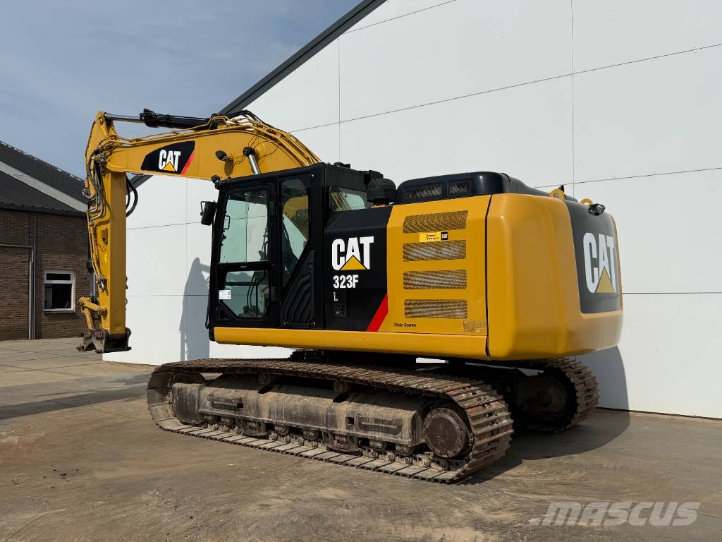 CAT 323FL - Hammer Lines / Quick Coupler Roomikekskavaatorid