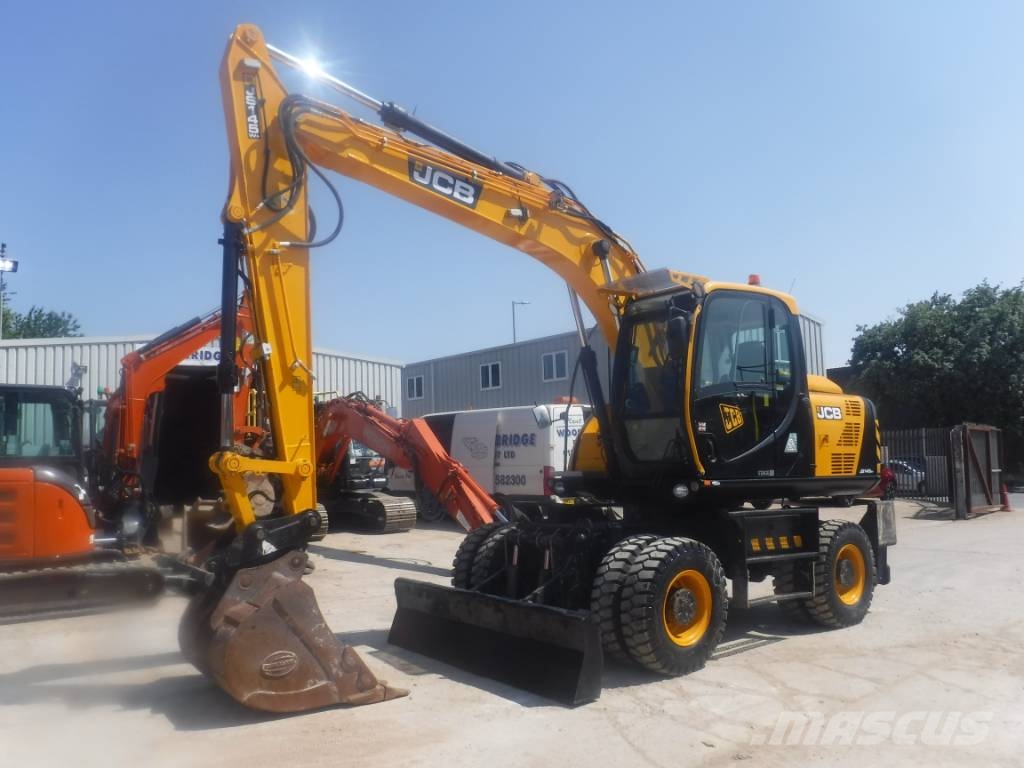 JCB JS 145 W + Excavadoras de ruedas