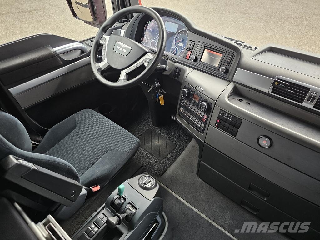 MAN TGX 37.480 8x2-6 / HMF 85 t/m CRANE / KRAN Caminhões guindaste